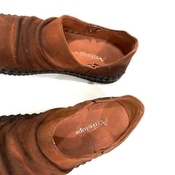 ANTELOPE Garner Suede Bendable Flats - Picture 6 of 9